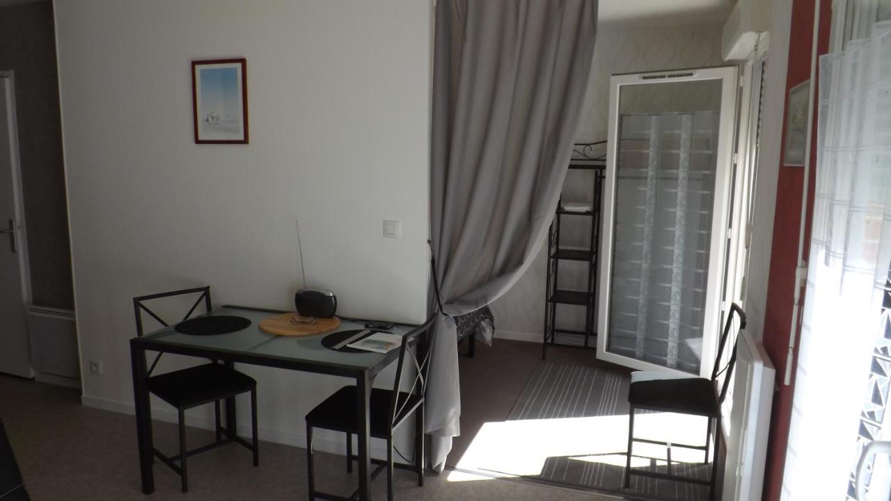Appartement T2 ,Parking Prive,Terrasse, 10 Mns A Pieds De La Cite Corsaire Et Ses Plages Saint-Malo Dış mekan fotoğraf