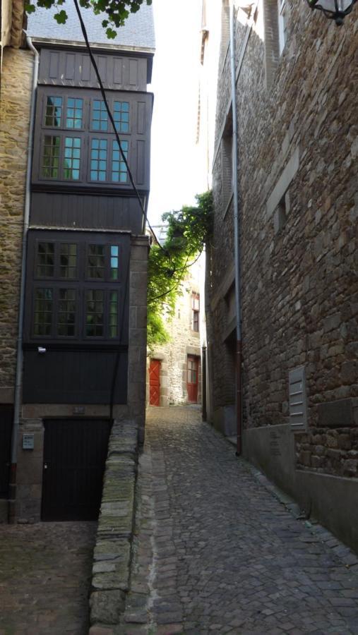 Appartement T2 ,Parking Prive,Terrasse, 10 Mns A Pieds De La Cite Corsaire Et Ses Plages Saint-Malo Dış mekan fotoğraf